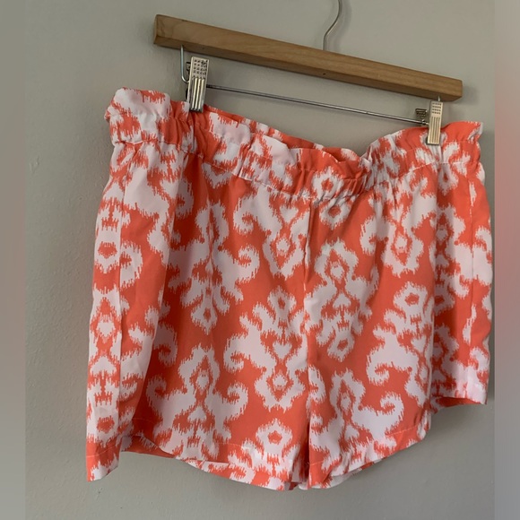 NWT Mud Pie Delaney Pull on Shorts Sherbet Ikat Orange White Large 12-14 - Picture 3 of 10